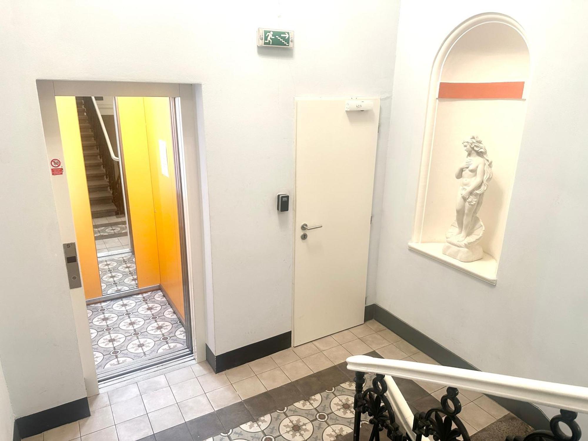 Modern 2 Bed-room In 1 With Stunning National Museum View * Praha